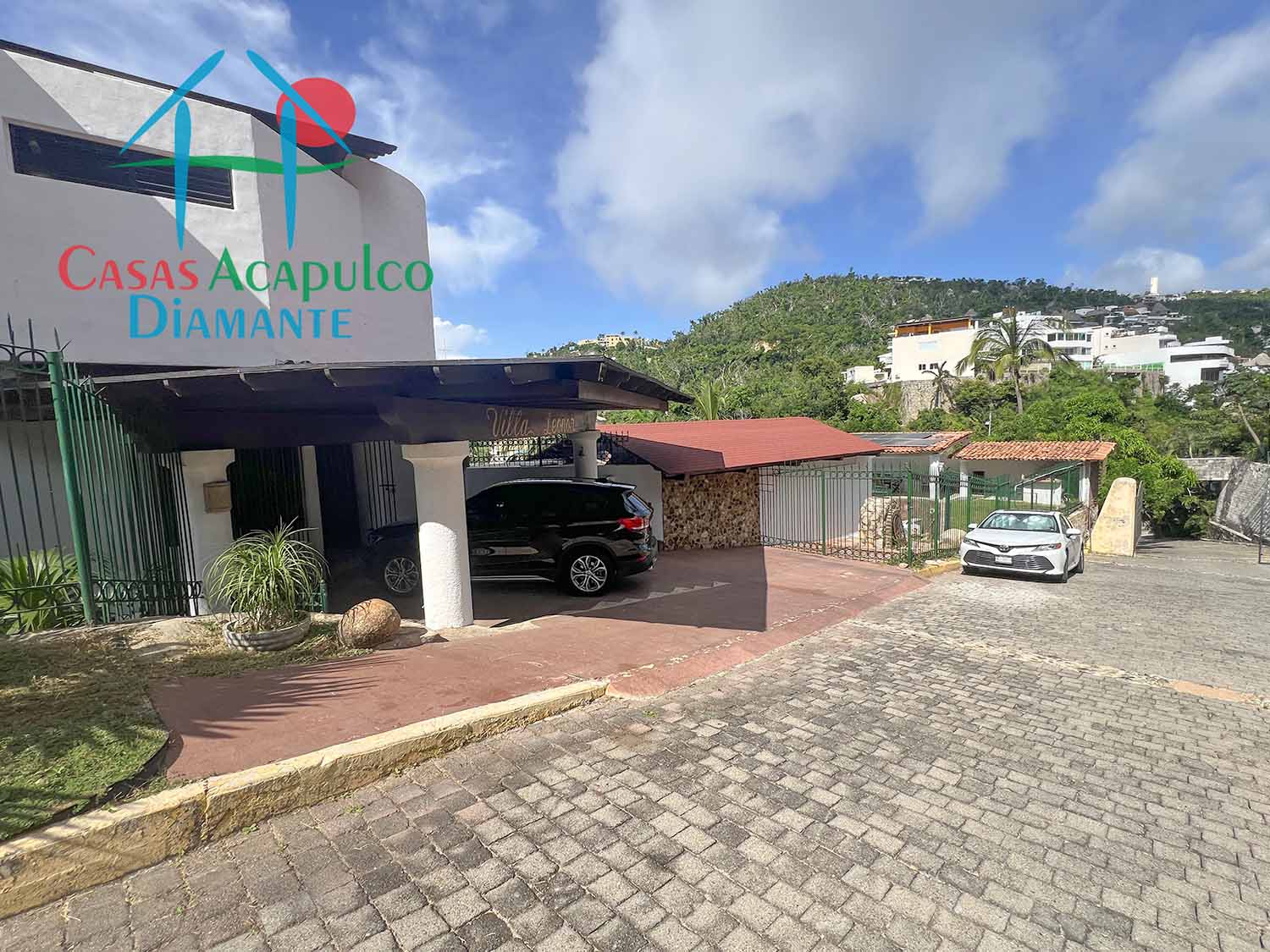 Villa Leonor - Estacionamiento 1